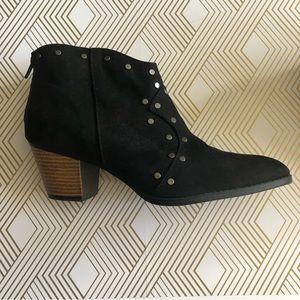 Black Block Heel NWOT Short Booties